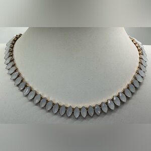 VIVI LOVE GOLD TONE WHITE OPALESCENT RHINESTONE NECKLACE NWT